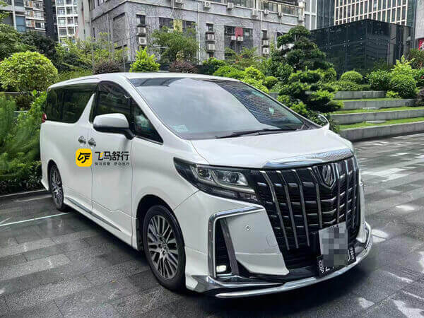 深港跨境车